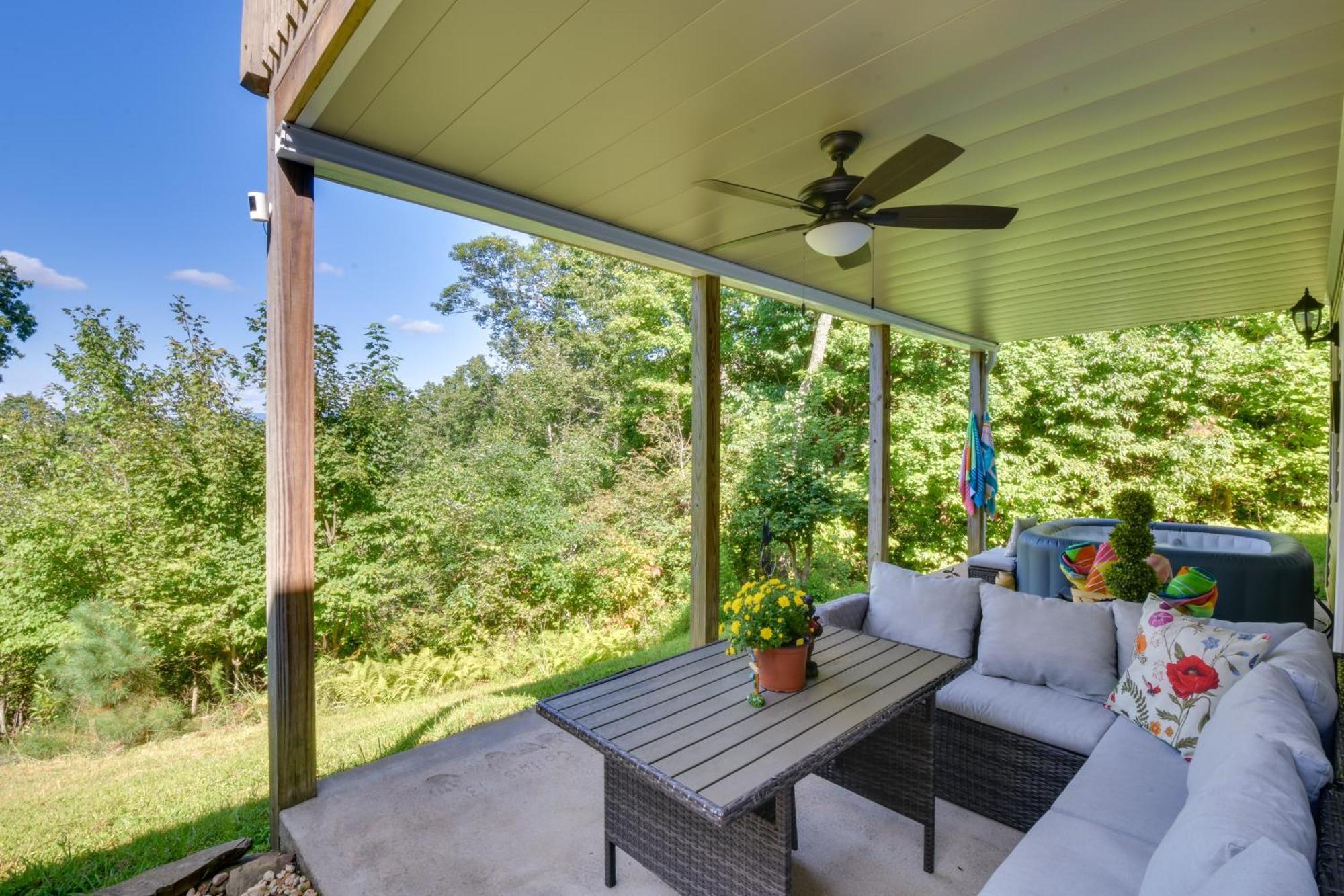 Lakemont Retreat Game Room, Hot Tub, And Mtn Views! Екстер'єр фото